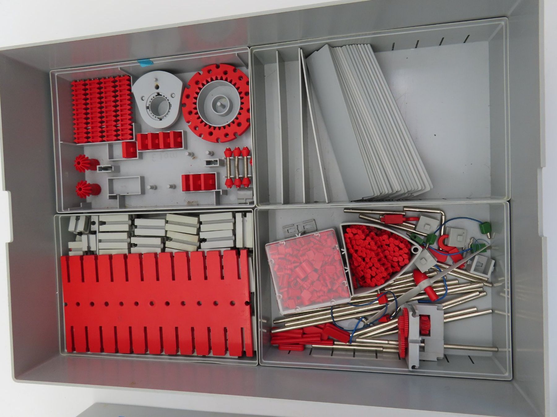Fischer Kit di costruzioni: 2x Fischertechnik Box 1000 mit Anleitungen – Usato da Reinach BL venduto da WBZ-Flohmarkt 6