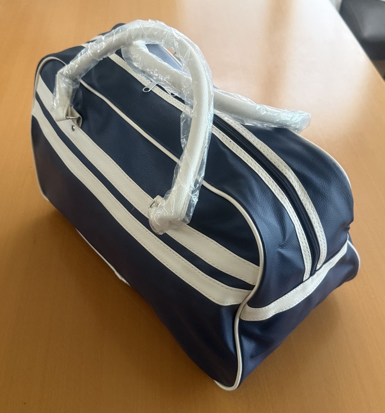 Borse: Sac de sport rétro – Nuovo e nell'imballaggio originale da Prez-vers-Noréaz venduto da Joenicorn 5