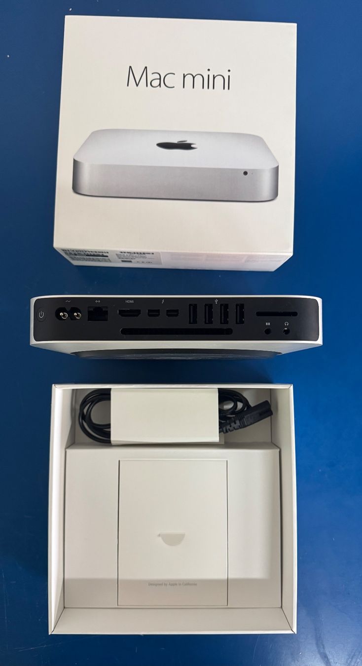 Apple PC: Mac Mini, 250 GB Flash Speicher + 27' Philips Bildschirm. – Usato da Eggersriet venduto da Don-M 2