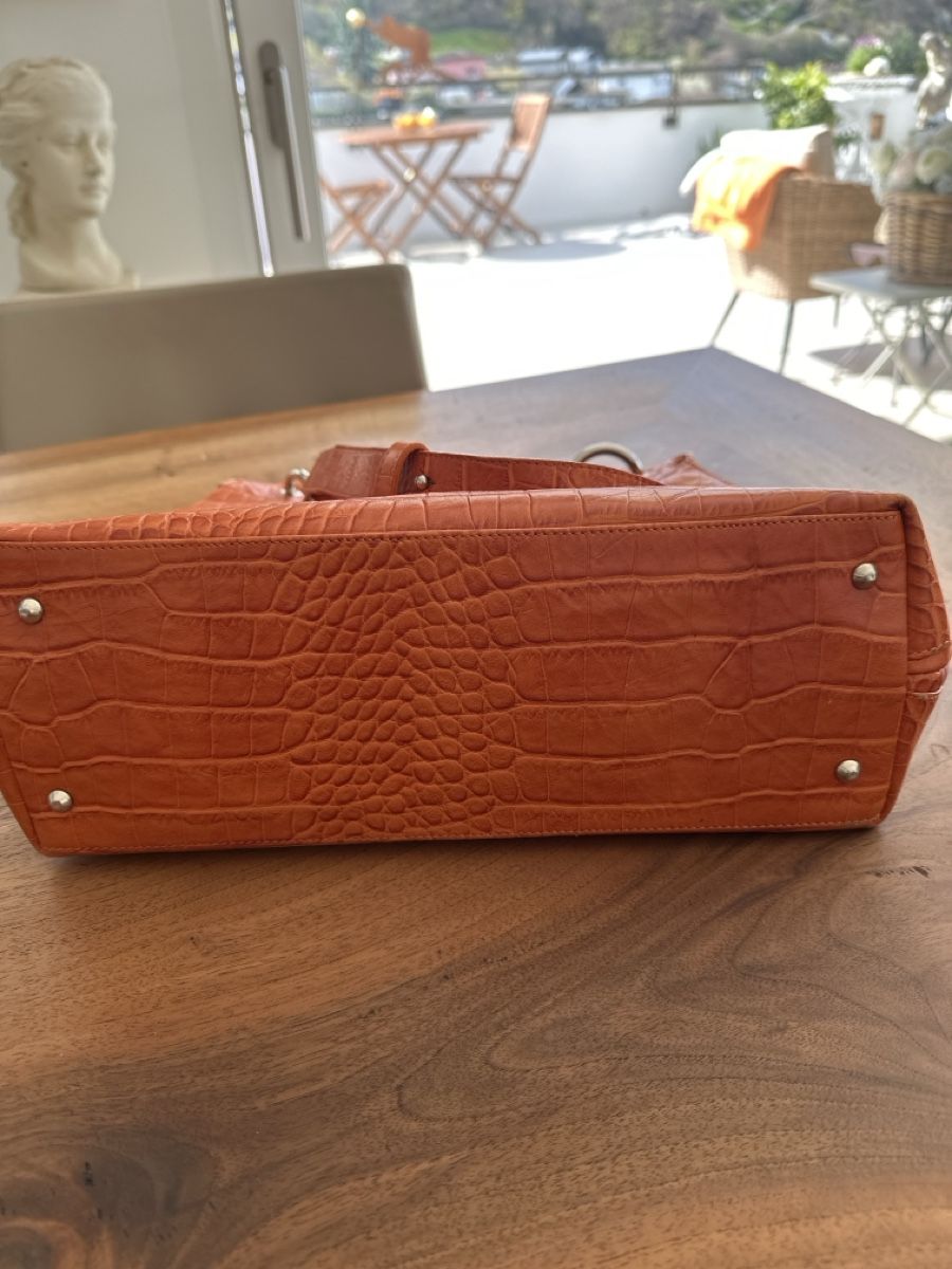 Rossis Borse da donna: Rossi Echtleder Apricot – Usato da S. Antonino venduto da Swissbutler 2