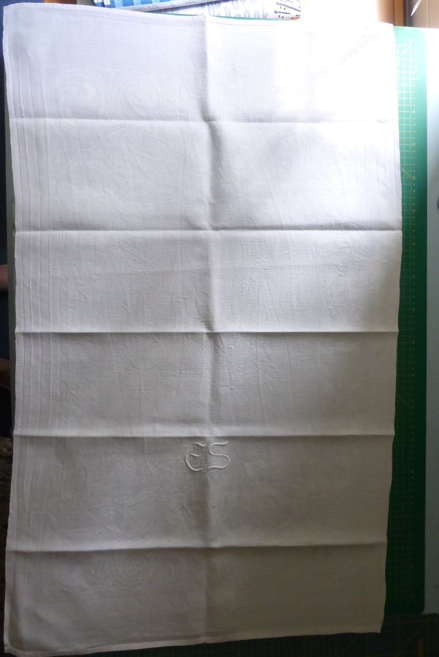 Strofinacci: Antikes Leinen Geschirrtuch mit Initialen weiss 56 x 95 cm – Usato da Brunnadern venduto da pinkfaden 1