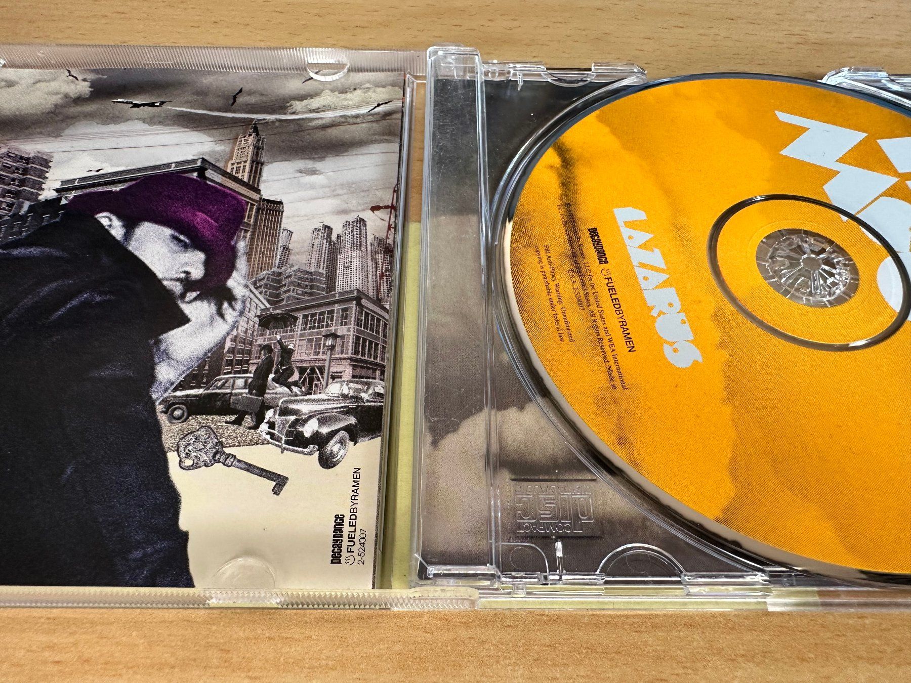CD: Travie McCoy – Lazarus – Usato da Rikon im Tösstal venduto da Alpenmutz 2