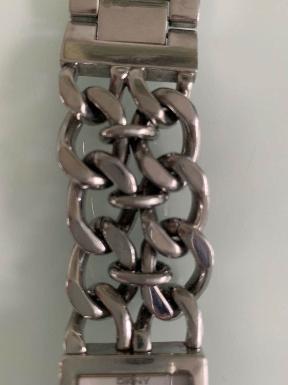 DKNY Uhren: UHR DKNY "Donna Karan" SILBER – Neu (gemäss Beschreibung) aus Adliswil von Majeska 4