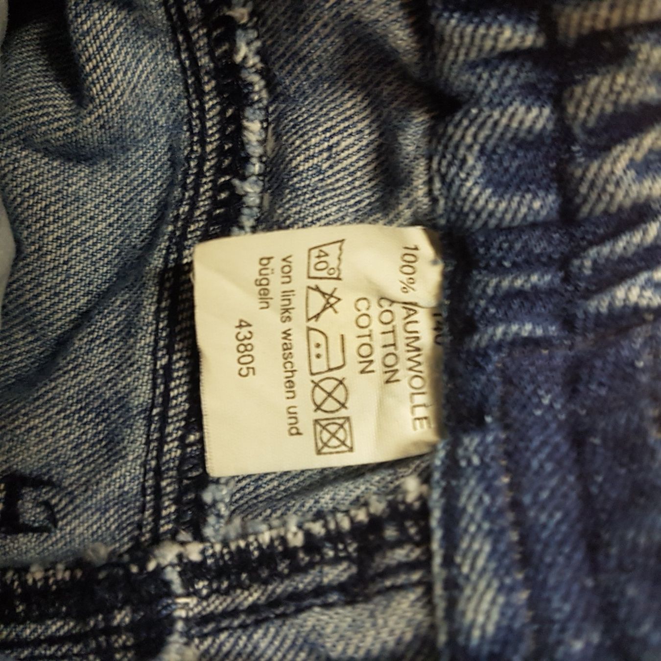 Pantalons: Jeans Mit Pferdemotiv gr 140 b31 – Neuf (Voir description) à Schwarzenburg par Flamingo07 1