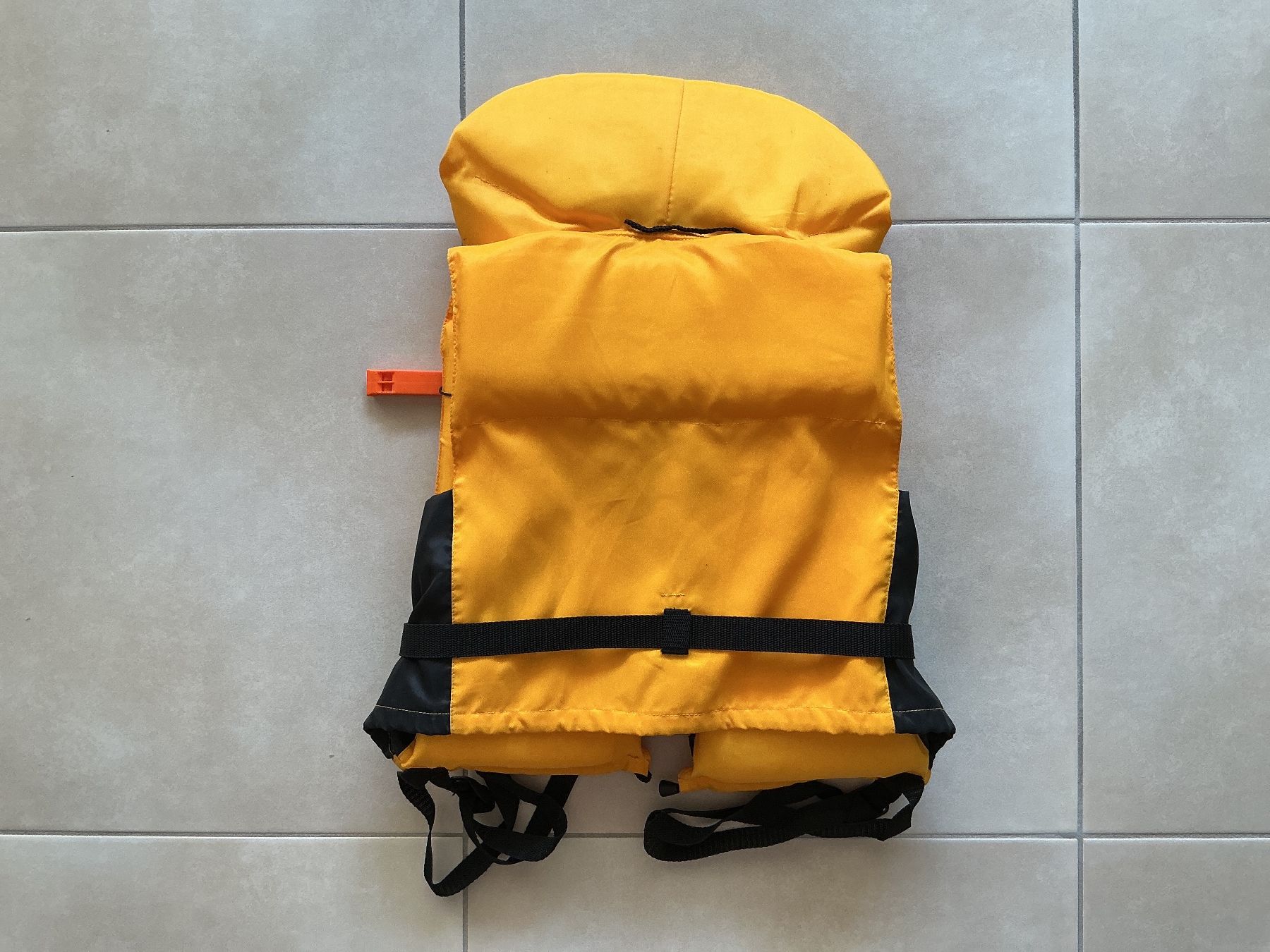 Giubbotti di salvataggio: Schwimmweste gelb Kind 30-40kg – Usato da Frauenfeld venduto da Stehojen 2