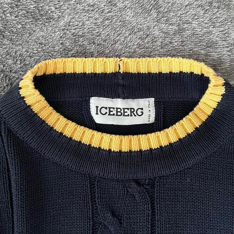 FuzzyFleece Pullover: Iceberg