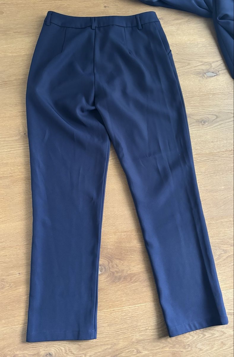 Lotti di vestiti: Navy Blue Suit Set - Size S – Usato da Männedorf venduto da giu_wm6d 4