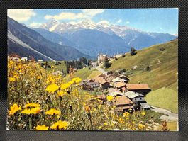 Wiesen (Graubünden - 1437m) mit Tinzenhorn und Piz Mitgel