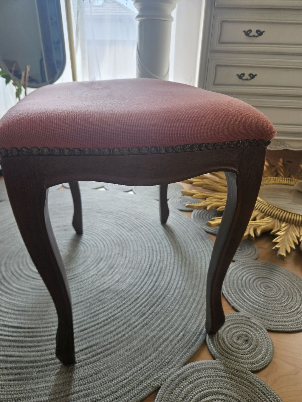 Hocker: Alte Hocker zur Renovierung   – Gebraucht aus Rickenbach b. Wil von pookie 2