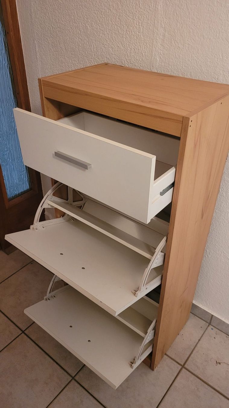 Armadi: Schuhschrank – Usato da Neudorf venduto da Alpha137 1