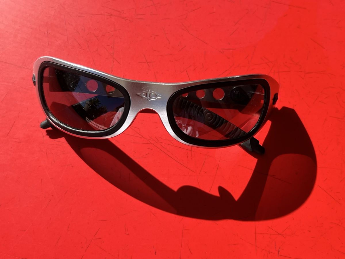 Occhiali & Lenti: Vintage Killer Loop Richter K0311 Sunglasses Y2K Silver Wrap – Usato da Wettingen venduto da len_s8mt 8