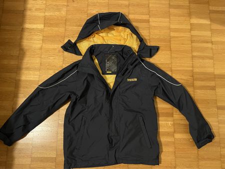 Trevolution Jacke Neu Gr. 140