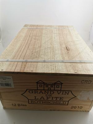 Vino: Chateau Lafite Rotschild 2010 – Nuovo e nell'imballaggio originale da Avry-devant-Pont venduto da Tig08
