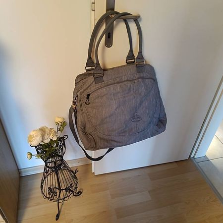 Laptop Tasche mit vielen Fächer