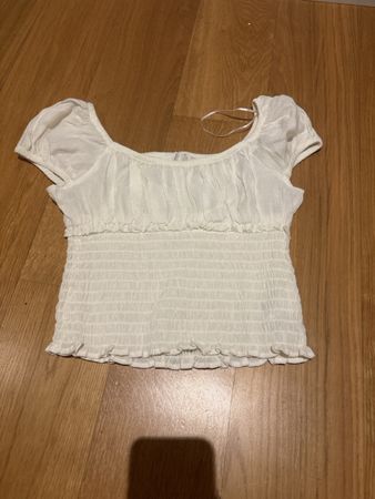 Wunderschöne Bluse für Mädchen