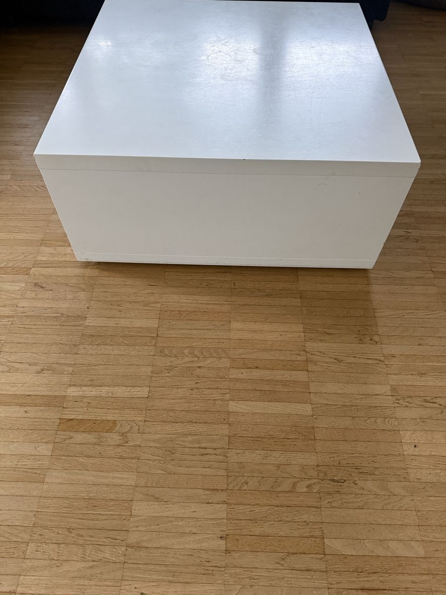Tavoli: Couch-Tisch – Usato da Belp venduto da barbossa02 1