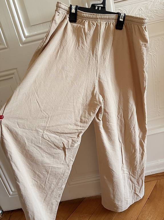 Pantaloni: Pantalon fluide beige H&M  taille M – Usato da Lausanne venduto da ama_6fzt 2
