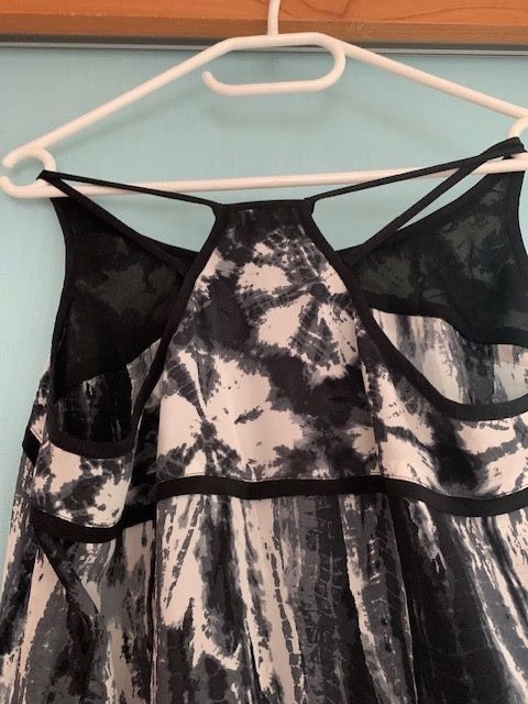 Robes: Sommer Kleid aus 100 % Seide – D'occasion à Oberurnen par solaris84 2