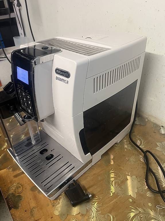 Macchine per caffè & Macchine per espresso: Delonghi Dinamica – Usato da Adliswil venduto da 1sinisa1 1
