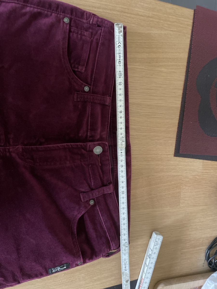 Hosen: Hose – Gebraucht aus Aarau Rohr von keedom 1