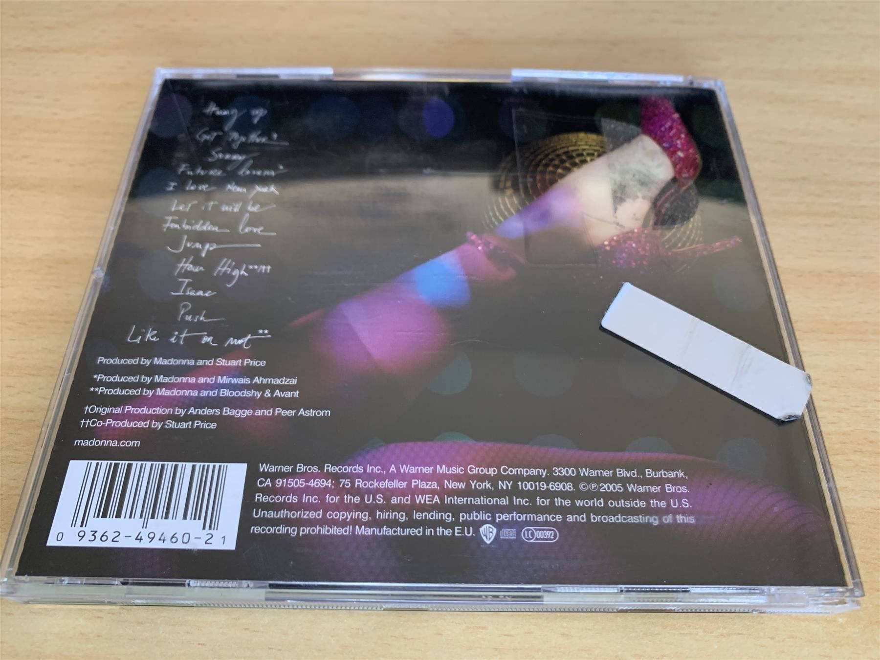 CD: Madonna – Confessions On A Dance Floor – Usato da Rikon im Tösstal venduto da Alpenmutz 1