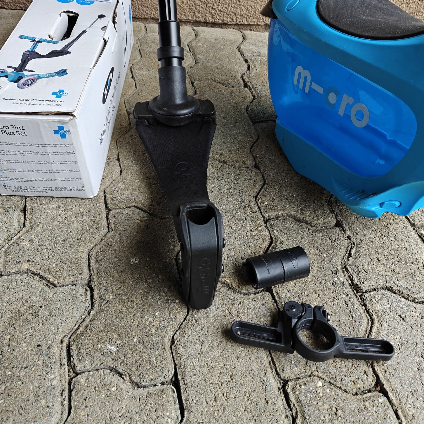 Micro Kickboard: Mini Micro Deluxe Trotti kit – Usato da Richterswil venduto da Tailgate 2