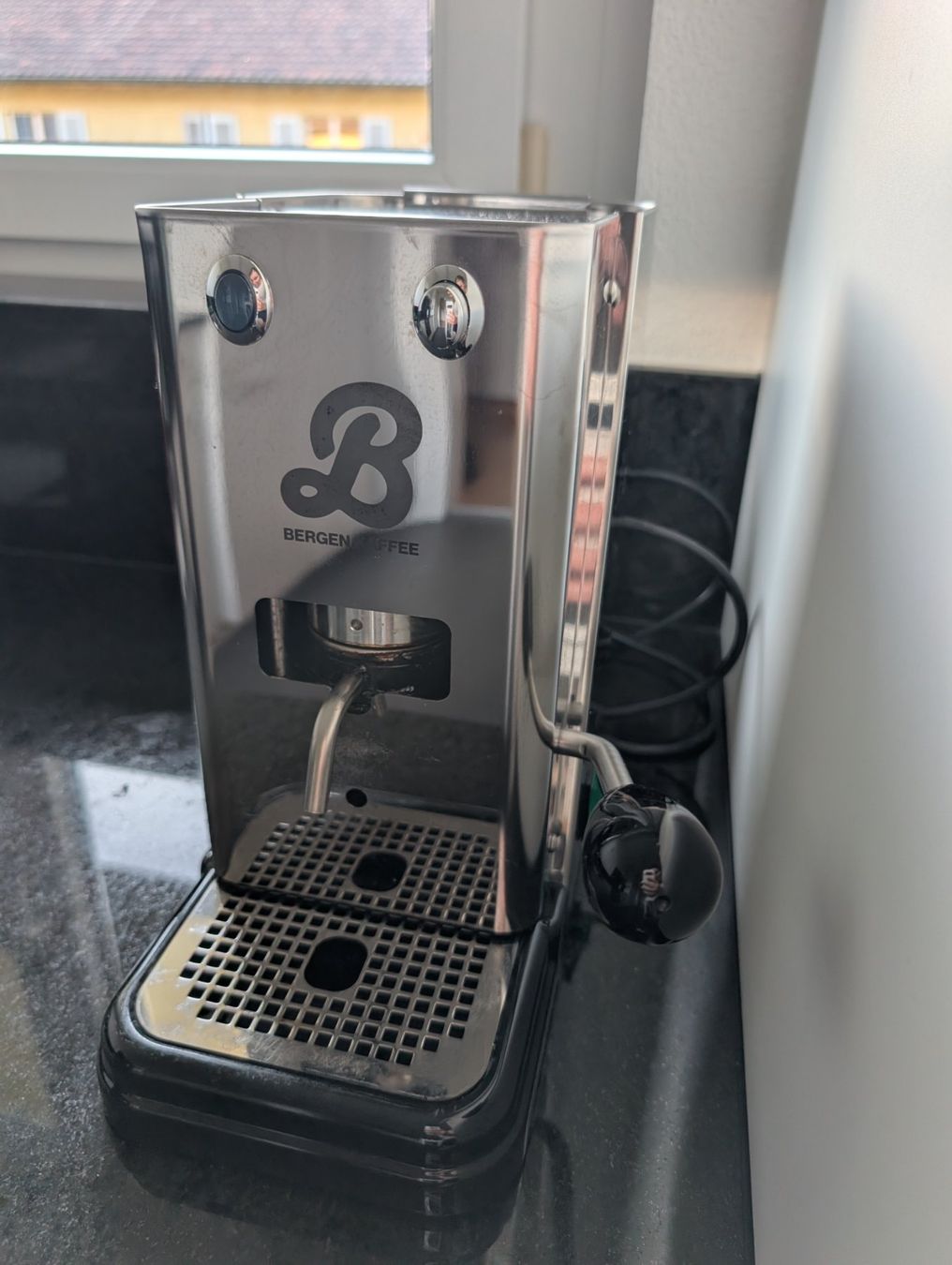 Machines à café & Machines à expresso: Kaffeemaschine, Bergen Kaffee – D'occasion à Luzern par f_nina 1