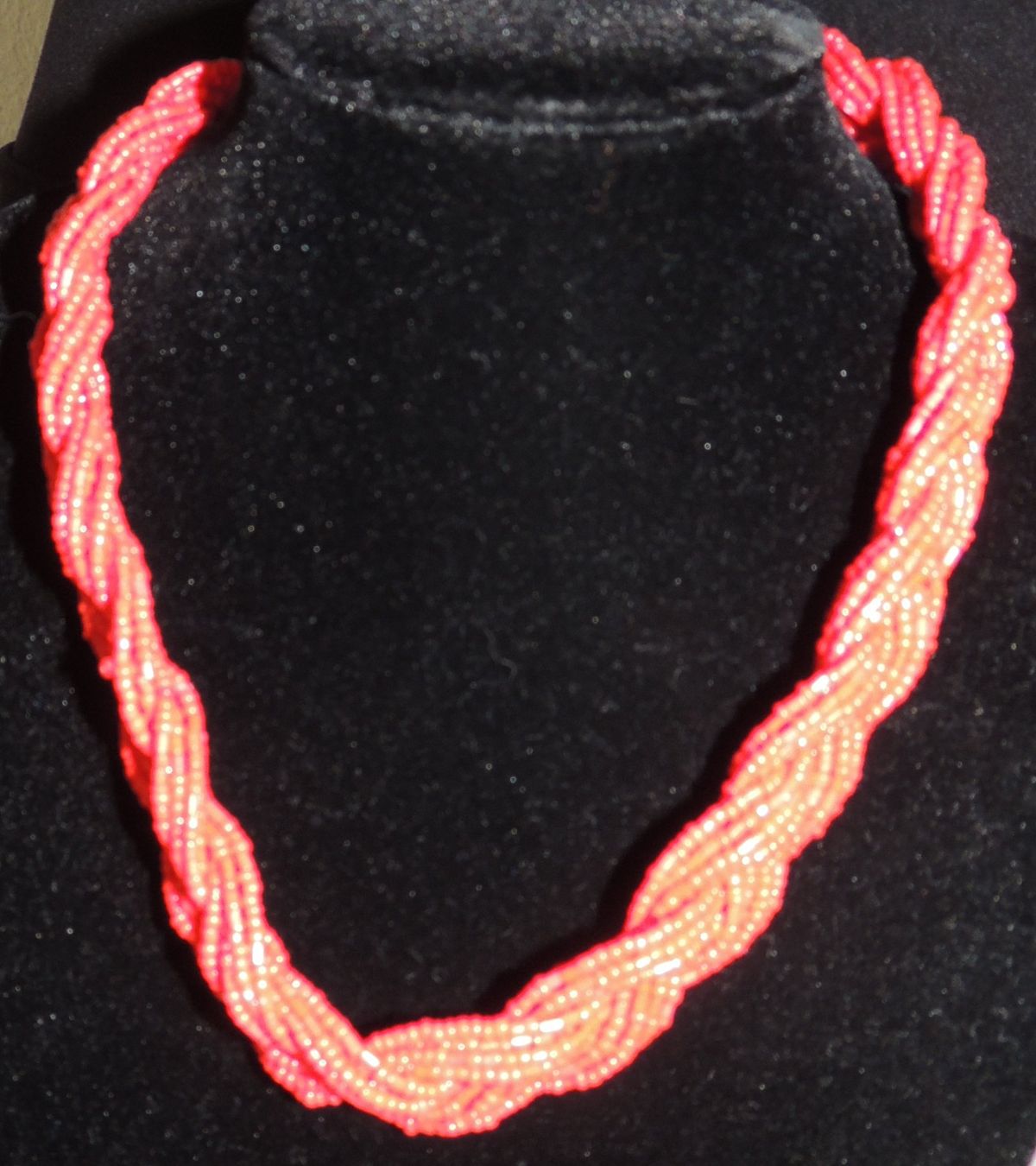 Catenine: SCHÖNE KETTE "ZOPF" ROTE PERLEN NEU 45 CM – Nuovo (secondo la descrizione) da Au ZH venduto da FashionConsultant 1