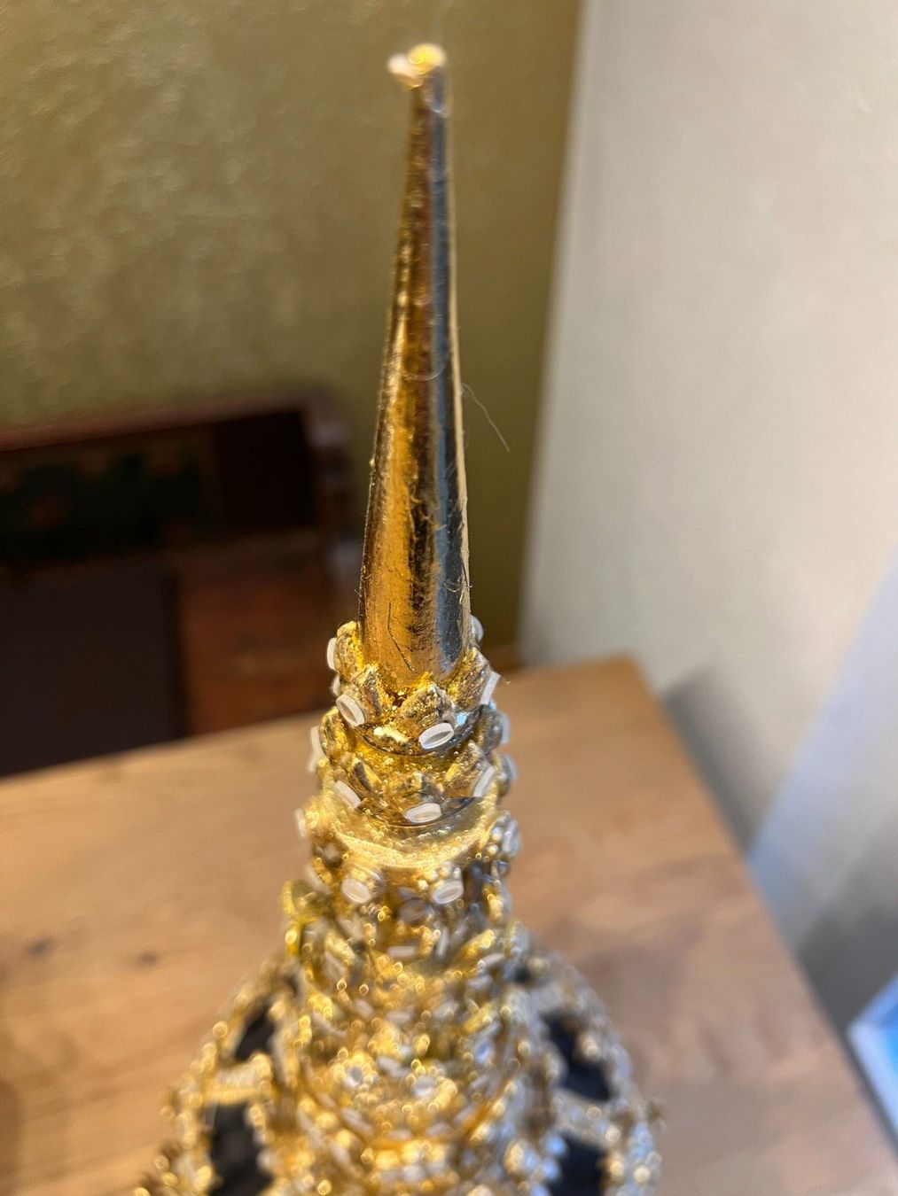 Alle Dekorationen: Original Kopfbedeckung aus Thailand – Gebraucht aus Boppelsen von vanrijn 1