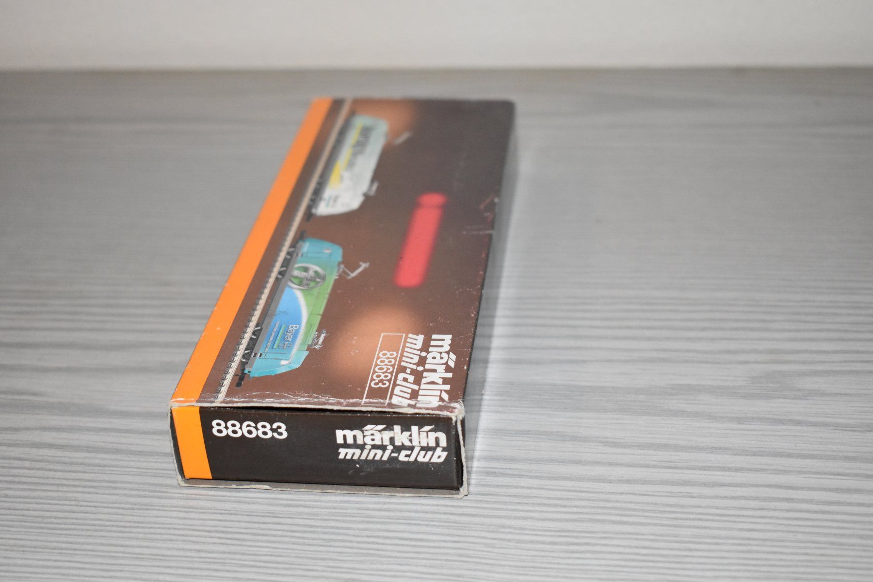 Märklin Modelleisenbahnen: Märklin Z 1 Boîte vide 88683 – Gebraucht aus Le Locle von skycomputer 1