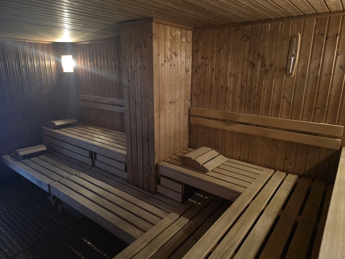 Sauna & Zubehör: Bio Sauna – Gebraucht aus Döttingen von AFGS 3