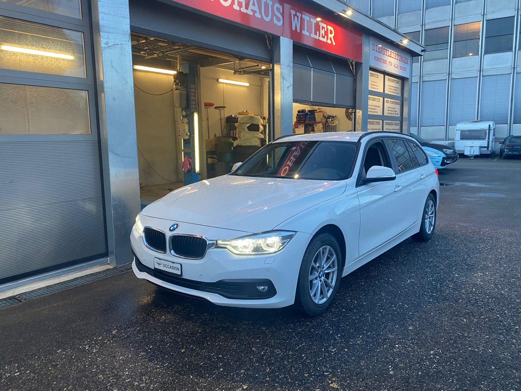BMW Automobili: BMW 320d xDrive Touring Steptronic – Usato da Biel/Bienne venduto da AS24