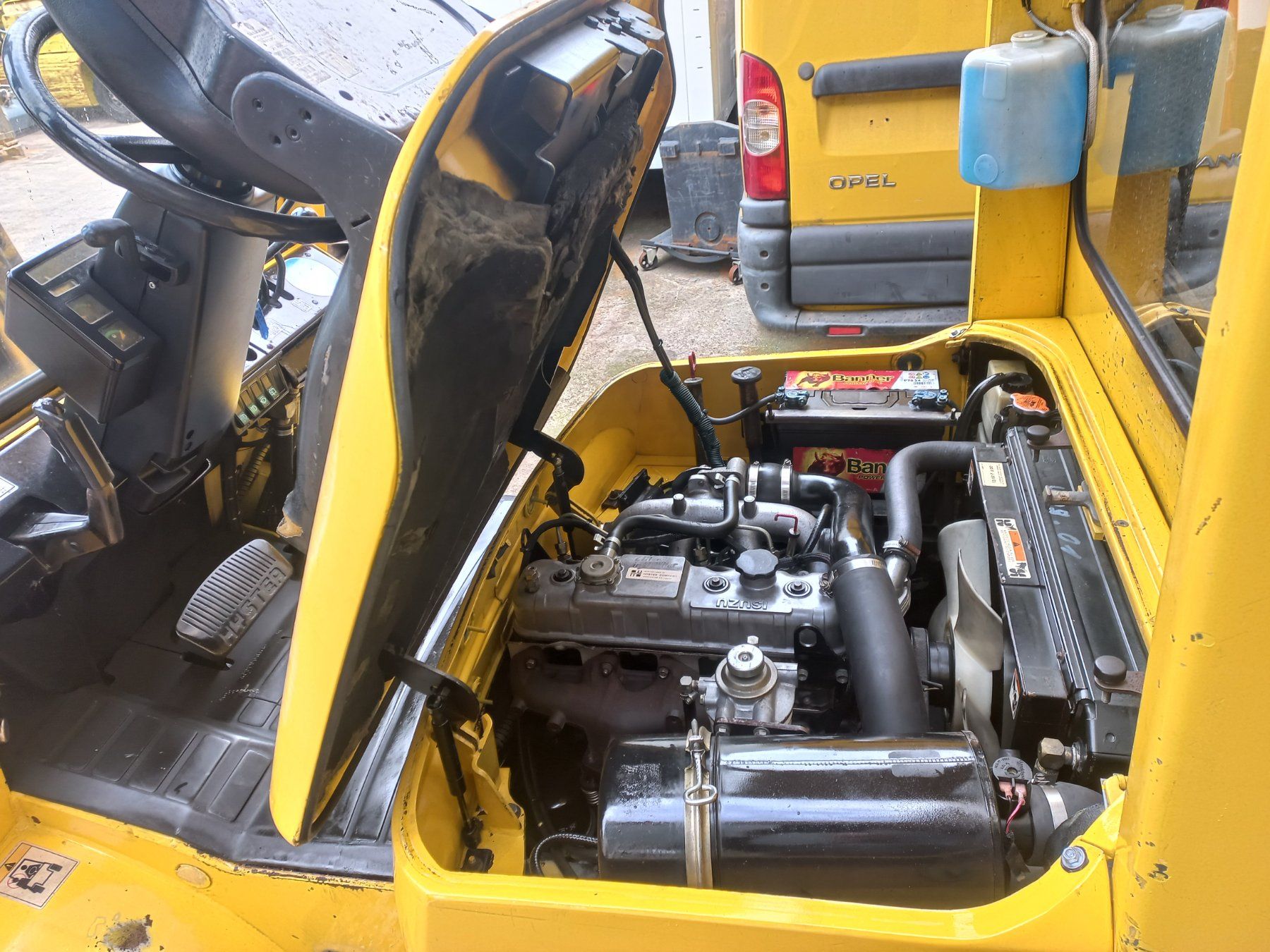 Diesel Carrelli elevatori e a forche: Stapler Dieselstapler Hyster 2,5T Triplex Strassenzulassung – Usato da Dulliken venduto da Classiclerch4657 7