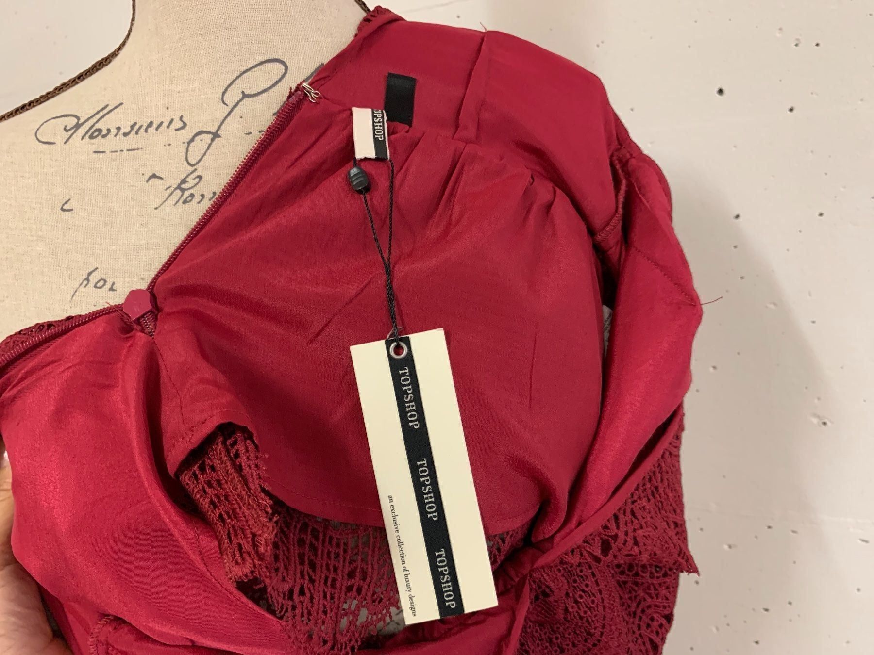 Topshop Top: Topshop Top rot Gr. 34 – Nuovo (secondo la descrizione) da Aarau venduto da Obdulia 2