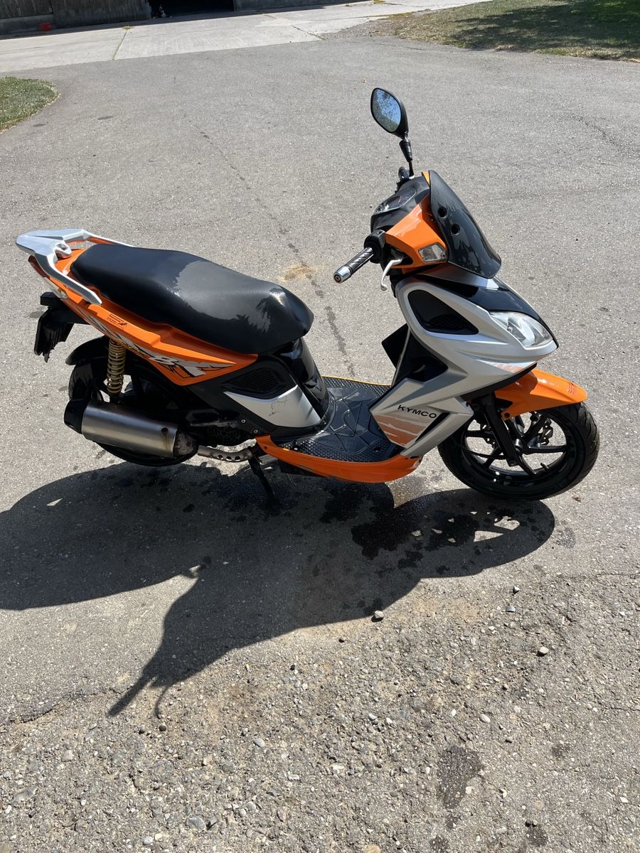 Kymco Scooters: Kymco 125 Roller super8 – Défectueux à Steckborn par Fendtfavorit 3