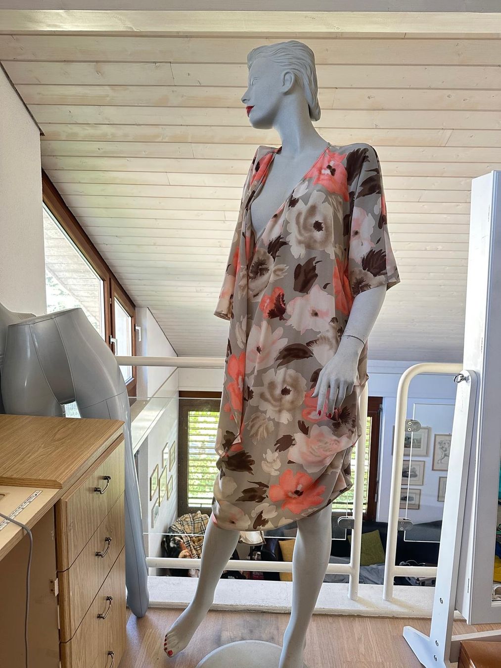 Vestiti: Seidenkleid von PERSONA – Usato da Neuhausen venduto da Lechasseur 1
