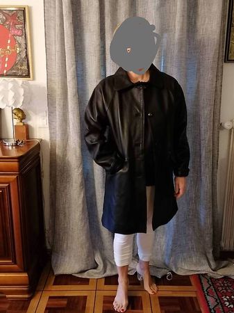 Magnifique manteau en cuir noir taille M (44) neuf 