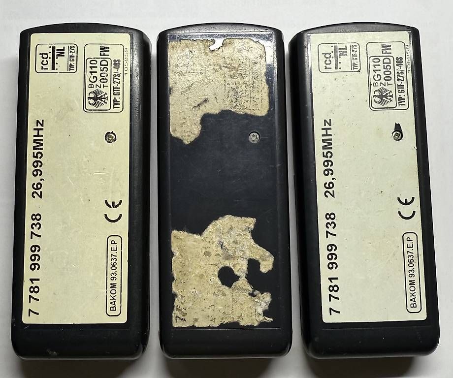 Telecomandi: 3 Original Bosch Garagentoröffner Handsender – Usato da Brugg AG venduto da dom_b2bg 2
