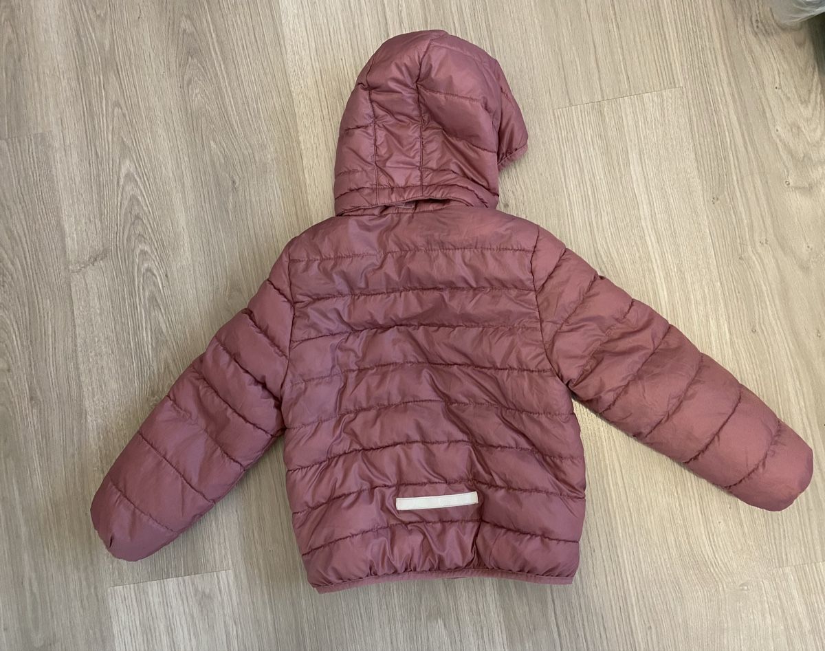 H&M Giacche & Cappotti: Frühlingsjacke H&M Gr. 110/116 – Usato da Meinier venduto da wellico22 1