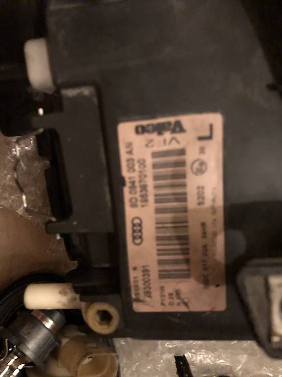 Scheinwerfer: Audi A4/S4 Scheinwerfergehäuse L – Gebraucht aus Winterthur von and_sz6r 3