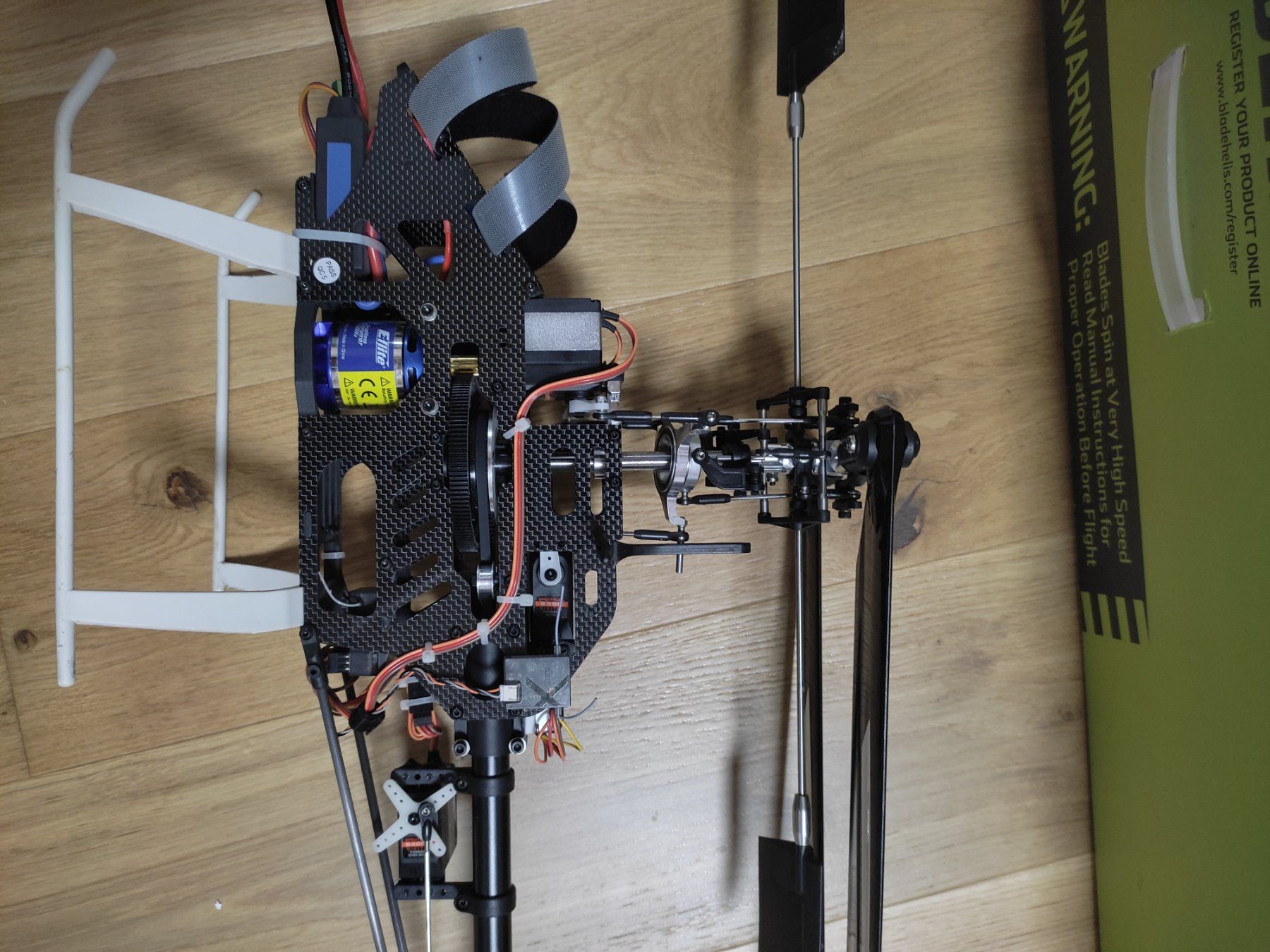 Blade Modellismo RC: Hélicoptère Blade 500 3D, presque neuf, avec pièces! – Usato da Muentschemier venduto da Soleil456 3