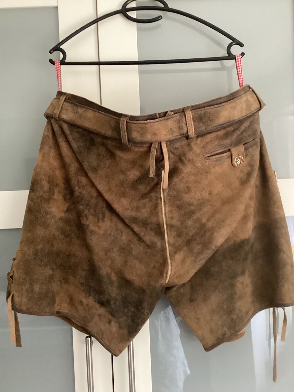 Pantalons: Trachtenmode Lederhose – D'occasion à Niederglatt ZH par SylvieVol 5