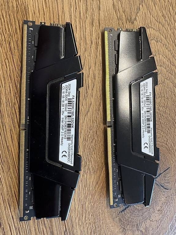 Memoria / RAM: Arbeitsspeicher 2 x 16 GB – Usato da Eschen venduto da Aberto