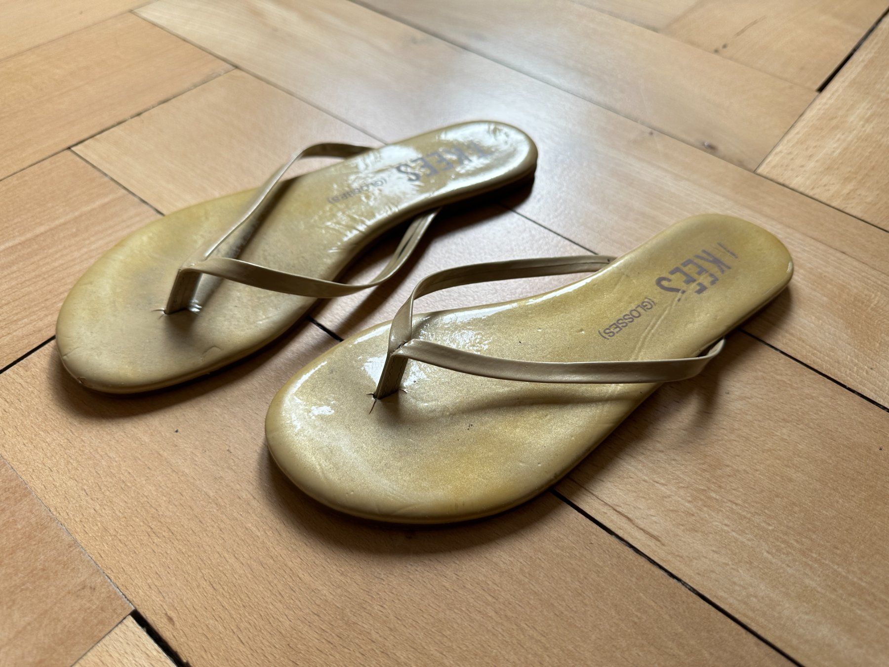 Scarpe da donna: TKEES - Flip Flops beige 35 – Usato da Zürich venduto da Diazaio 1