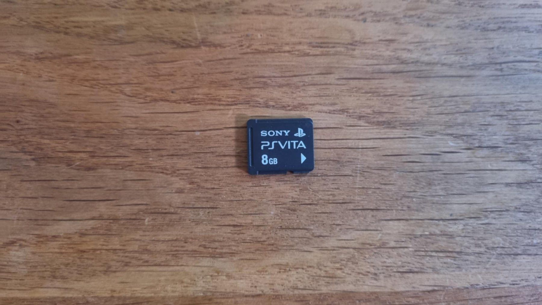 Sony Console: Sony PS Vita Memory Card 8GB – Usato da Birsfelden venduto da val_d9c2