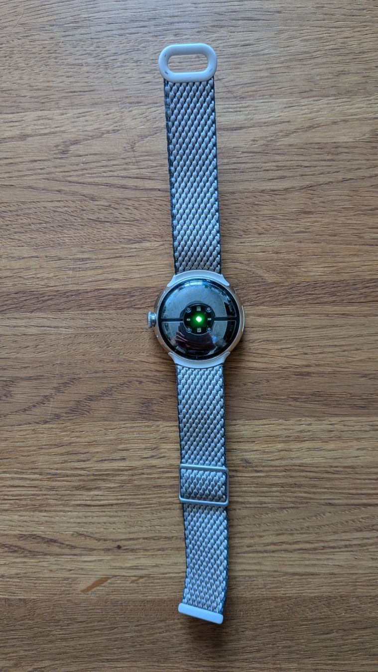 Google Smartwatch: Google Pixel Watch 2 inkl. Stoffarmband – D'occasion à Zürich par mar_f5dp 2