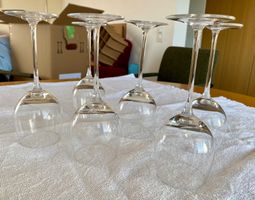 6 Riedel Weißweingläser – elegantes Set mit JR-Monogramm