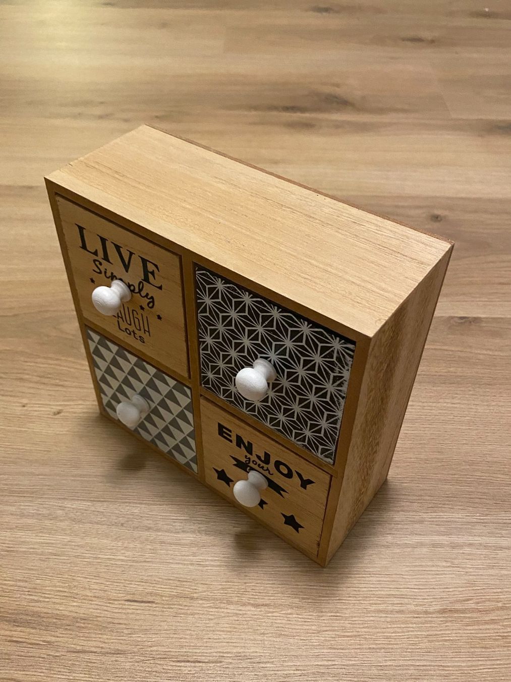 Regale: Petit meuble à 4 tiroirs vintage – Gebraucht aus Delémont von elena_neuhaus 1