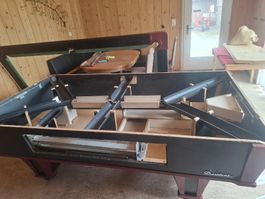 Billiard Tisch mit Zubehoer Demontiert guter Zustand