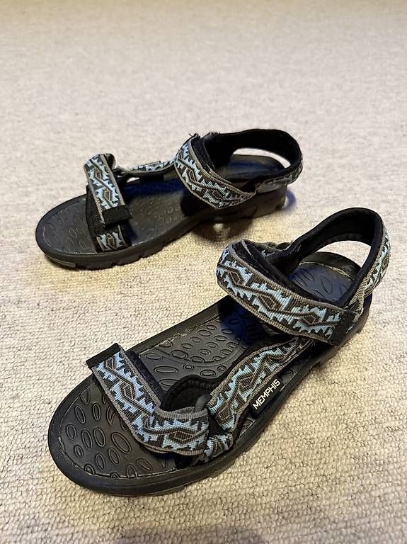 Damenschuhe: Memphis Sandalen Grösse 38 – Gebraucht aus Davos Glaris von noa_59j8 1